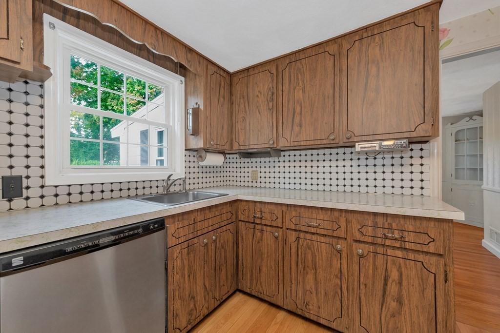 72 Bay State Road Arlington, MA 02474 - Photo 16 of 32 Gallery Image 16