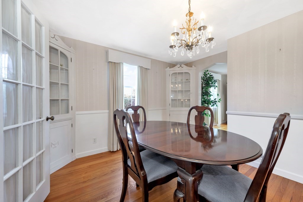 72 Bay State Road Arlington, MA 02474 - Photo 9 of 32 Gallery Image 9