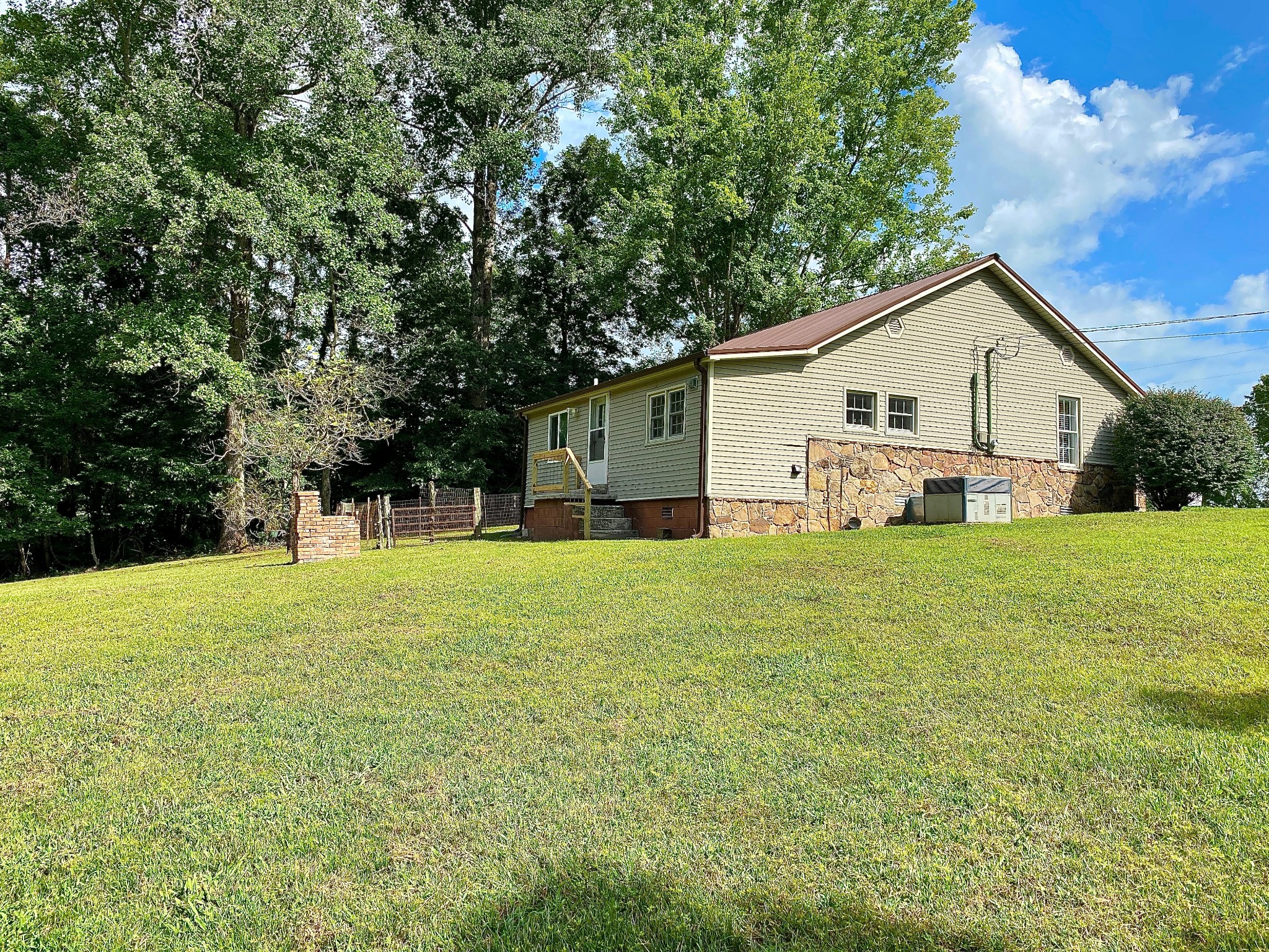 491 Camp Overton Road Rock Island, TN 38581 - Photo 5 of 31 Gallery Image 5