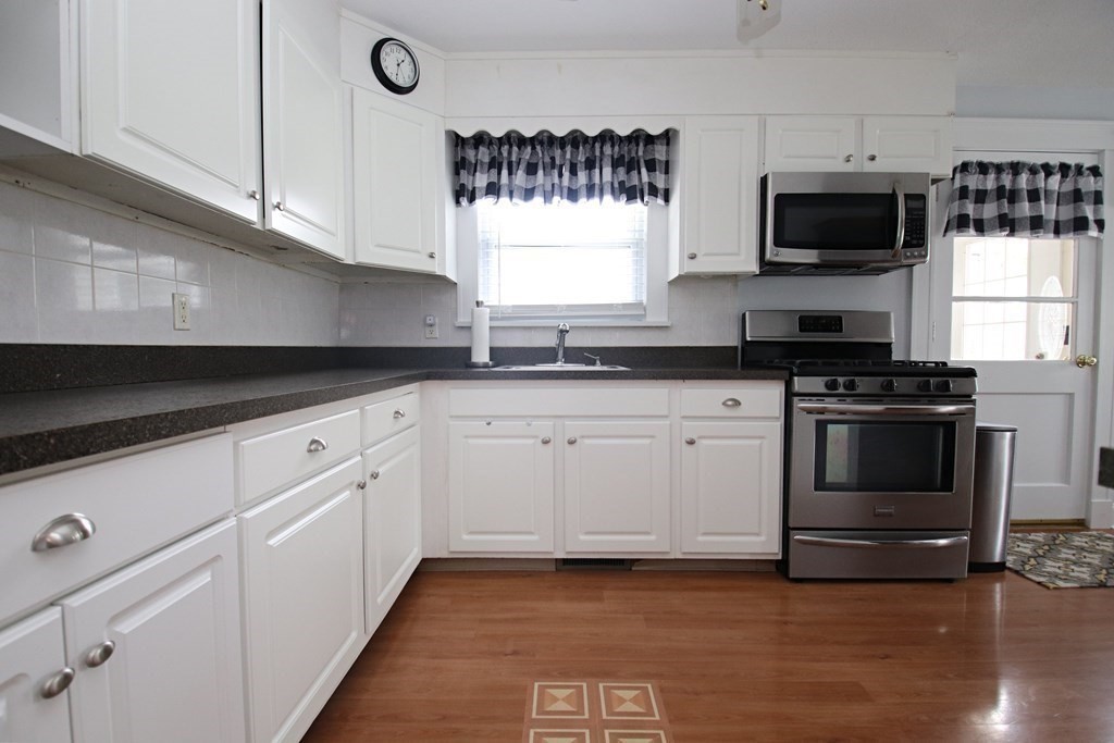 45 Basse Road Lynn, MA 01904 - Photo 5 of 41 Gallery Image 5