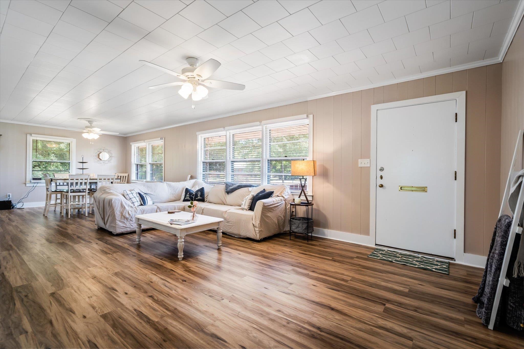 102 Tatom Avenue Atmore, AL 36502 - Photo 4 of 28
