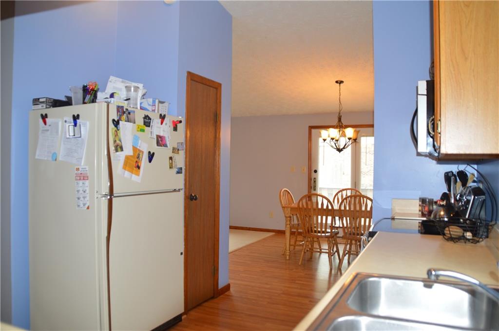 8279 Castle Ridge Lane Indianapolis, IN 46256 - Photo 9 of 36 Gallery Image 9