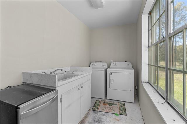 1641 Highway 71 Montgomery, LA 71454 - Photo 31 of 60