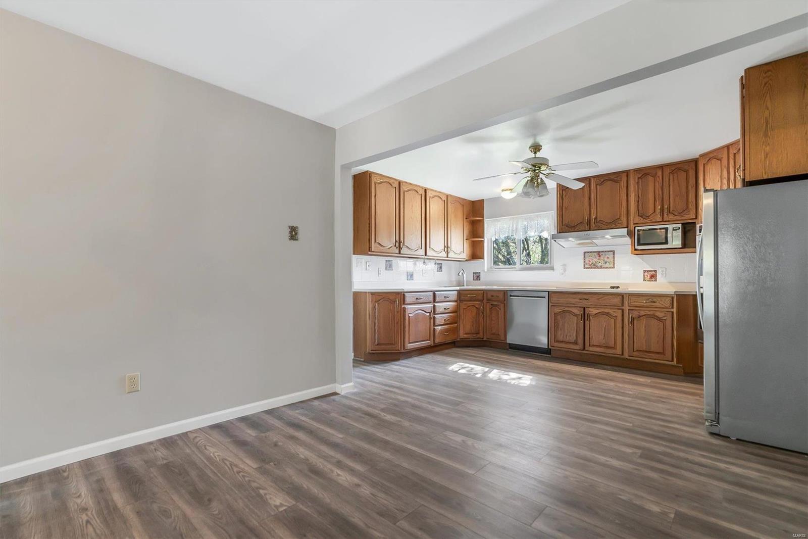 1261 Beaver Creek Road Chesterfield, MO 63017 - Photo 6 of 16 Gallery Image 6