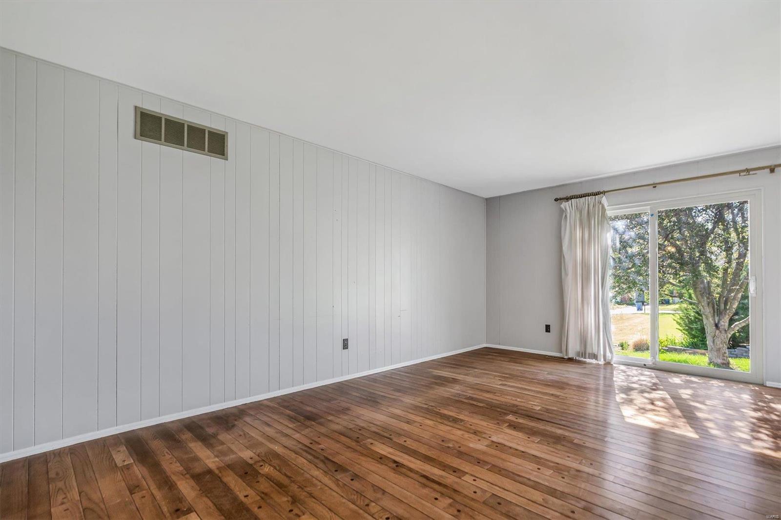 1261 Beaver Creek Road Chesterfield, MO 63017 - Photo 8 of 16 Gallery Image 8