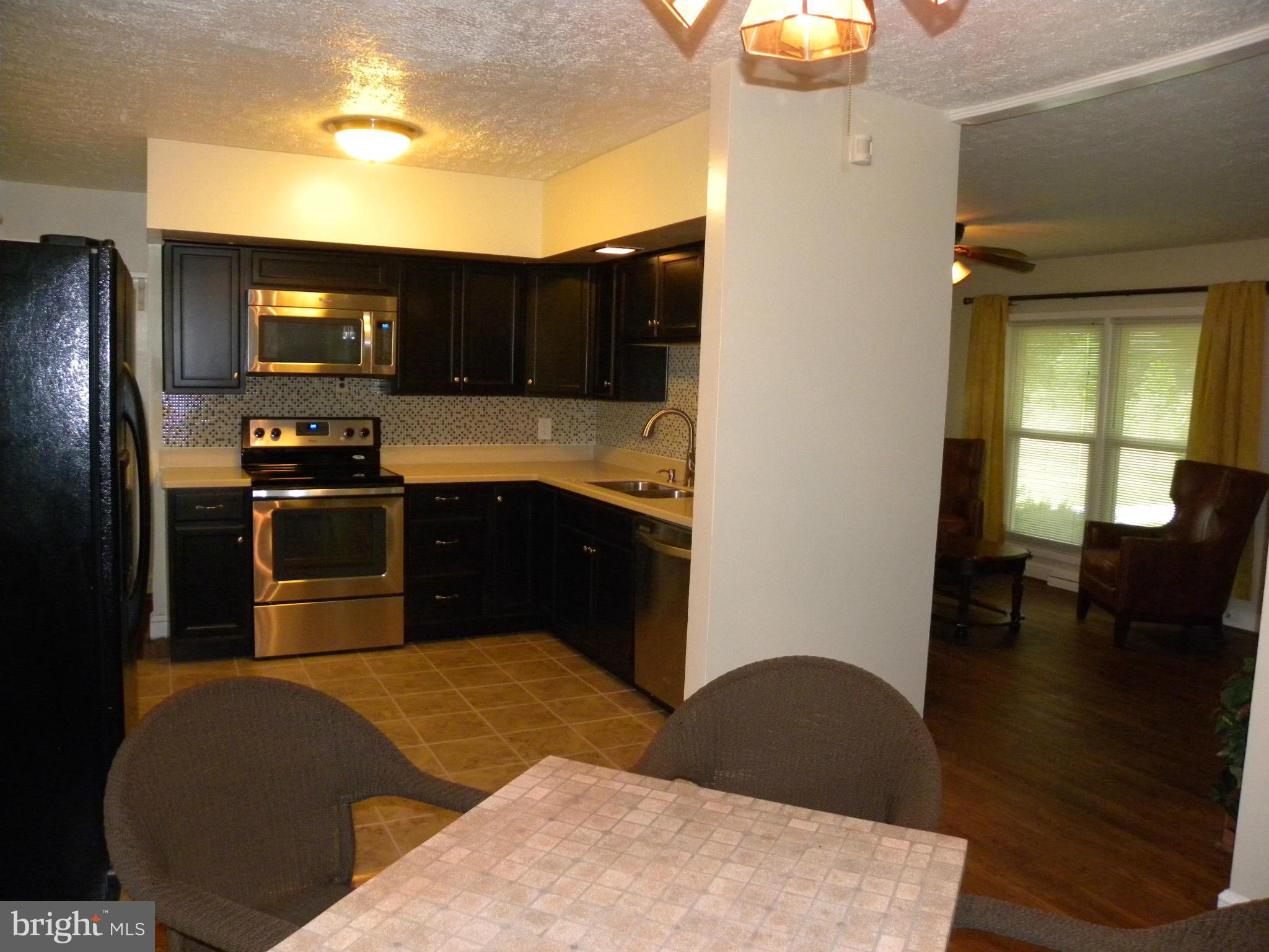 7391 Riley Road Warrenton, VA 20187 - Photo 9 of 30 Kitchen