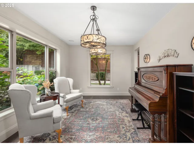 $1,549,000 | 2520 Southeast Ellsworth Road, Vancouver, WA 98664