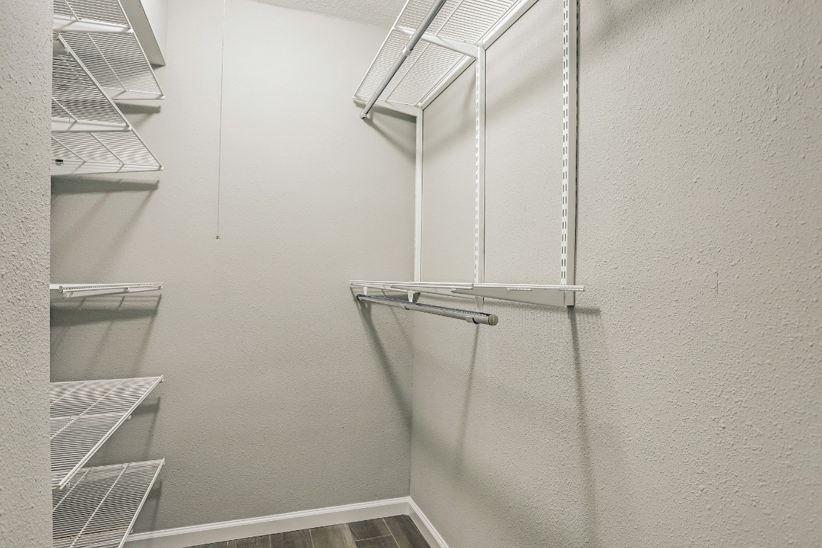 405 Hawthorne Street, Unit 22 Houston, TX 77006 - Photo 7 of 10 a bathroom with a window and a shower