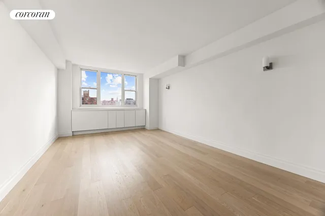 $1,675,000 | 61 Jane Street, Unit 16G | West Village