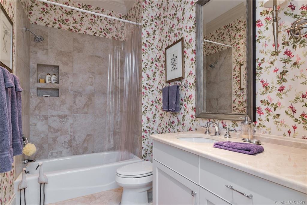 178 Cherokee Road Charlotte, NC 28207 - Photo 15 of 24 Gallery Image 15