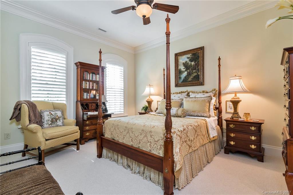 178 Cherokee Road Charlotte, NC 28207 - Photo 16 of 24 Gallery Image 16