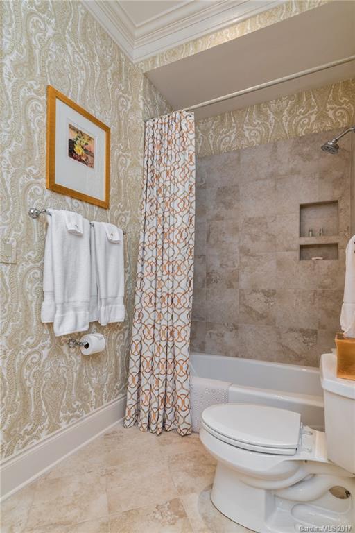 178 Cherokee Road Charlotte, NC 28207 - Photo 17 of 24 Gallery Image 17