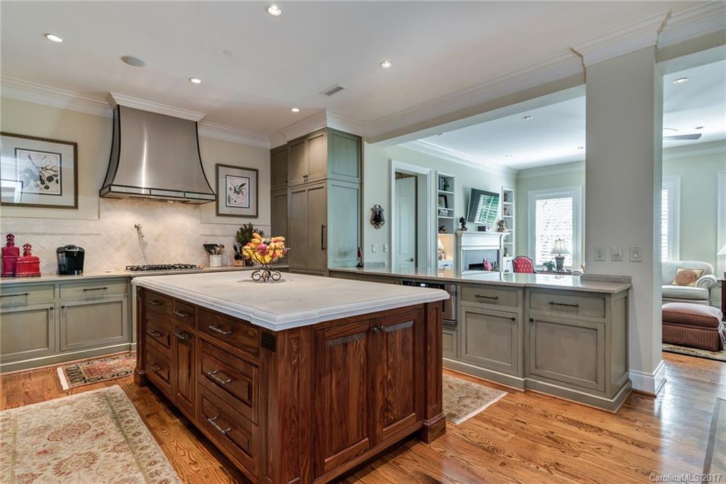 178 Cherokee Road Charlotte, NC 28207 - Photo 7 of 24 Gallery Image 7