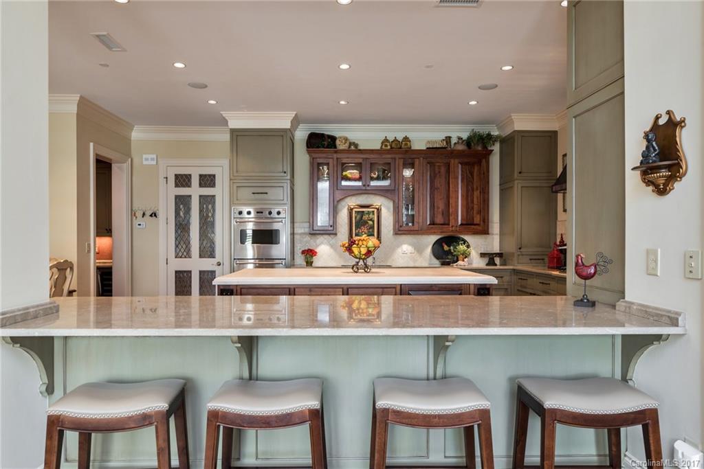 178 Cherokee Road Charlotte, NC 28207 - Photo 9 of 24 Gallery Image 9