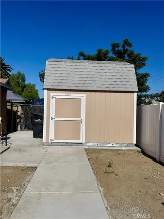a view of a house with a outdoor space