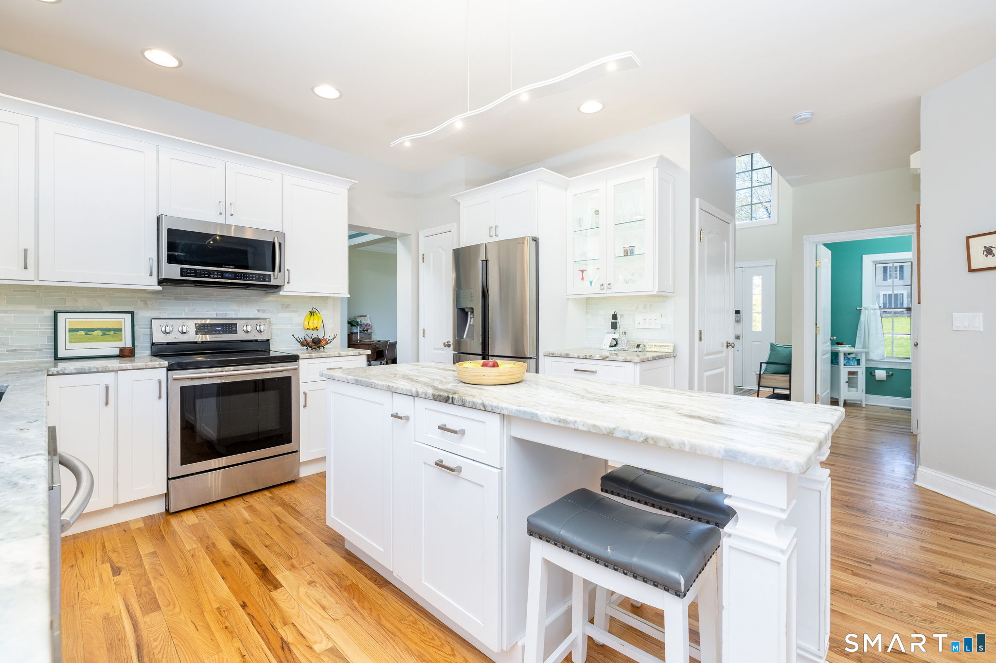 10 Eastham Bridge Road East Hampton, CT 06424 - Photo 15 of 37