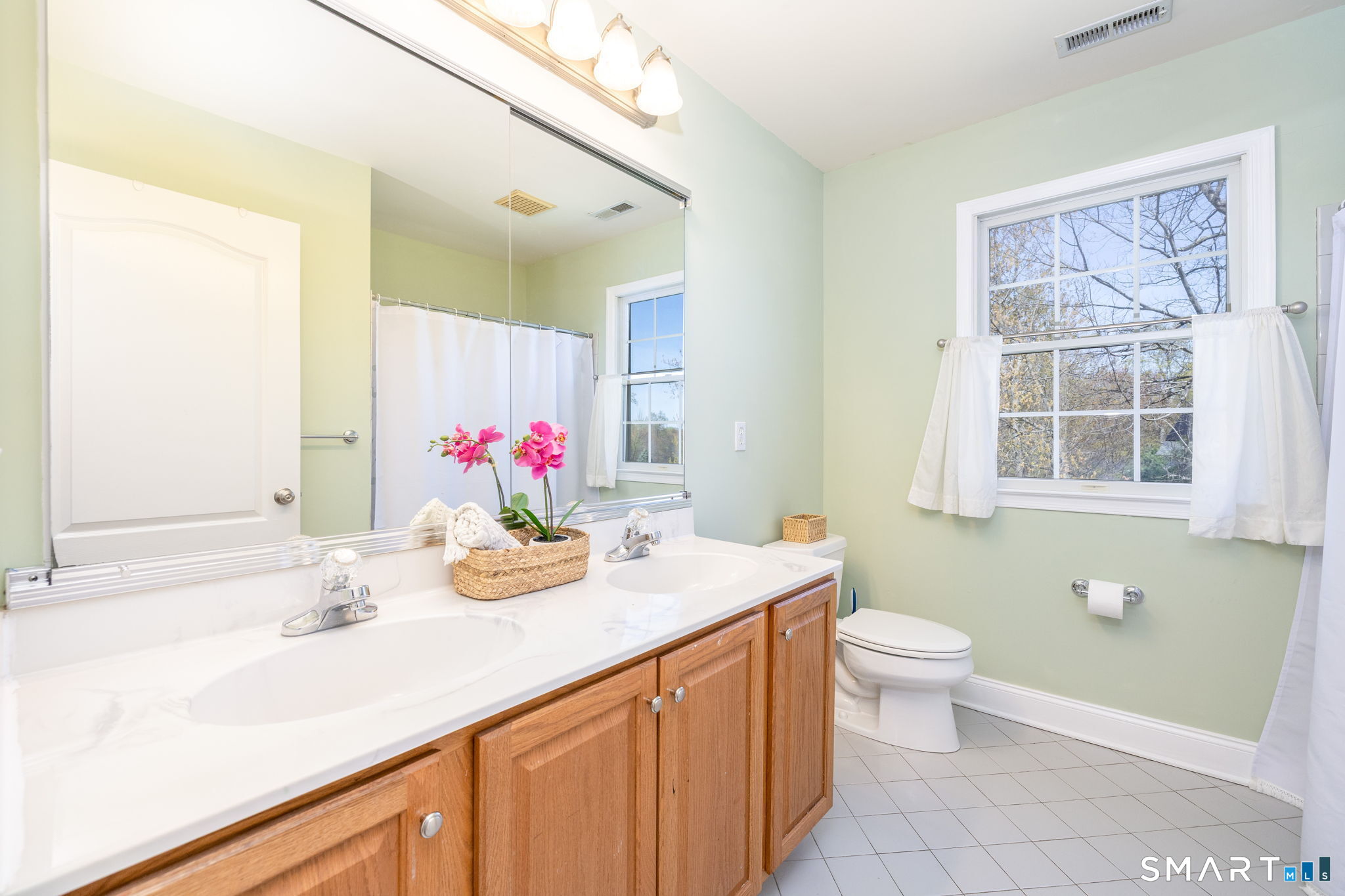 10 Eastham Bridge Road East Hampton, CT 06424 - Photo 31 of 37