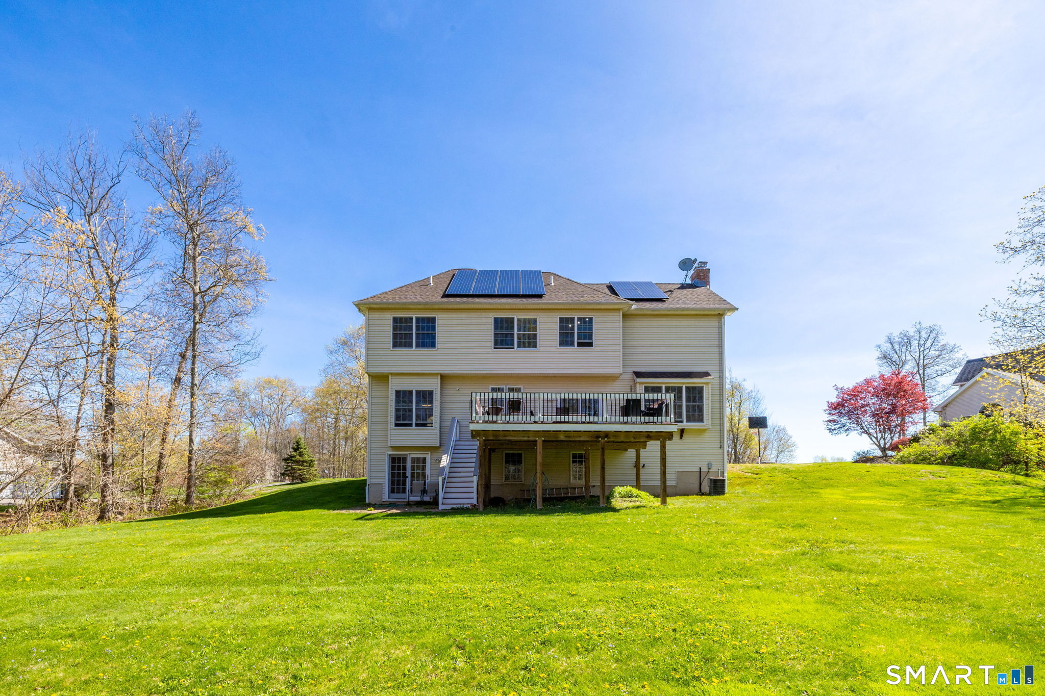 10 Eastham Bridge Road East Hampton, CT 06424 - Photo 4 of 37