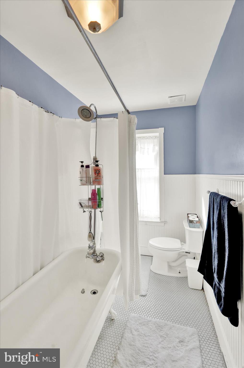 1107 Friedensburg Road Reading, PA 19606 - Photo 21 of 40 360_9791