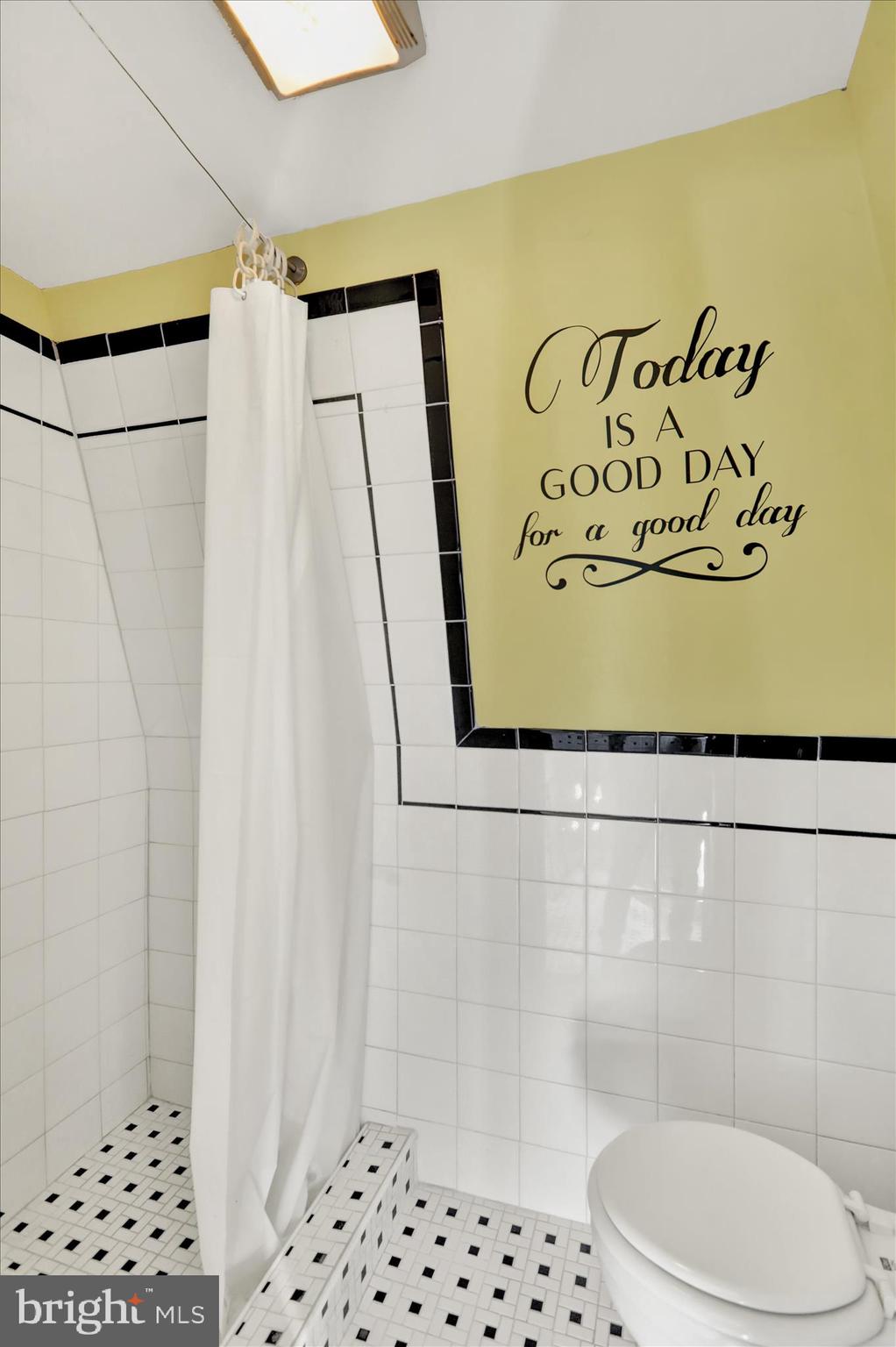 1107 Friedensburg Road Reading, PA 19606 - Photo 32 of 40 360_9846