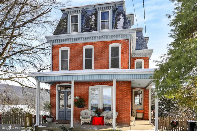 a front view of a building