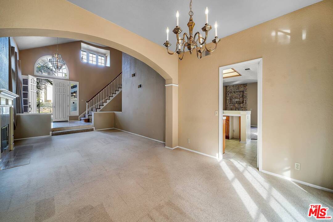 7706 West 80th Street Playa del Rey, CA 90293 - Photo 8 of 30 Gallery Image 8