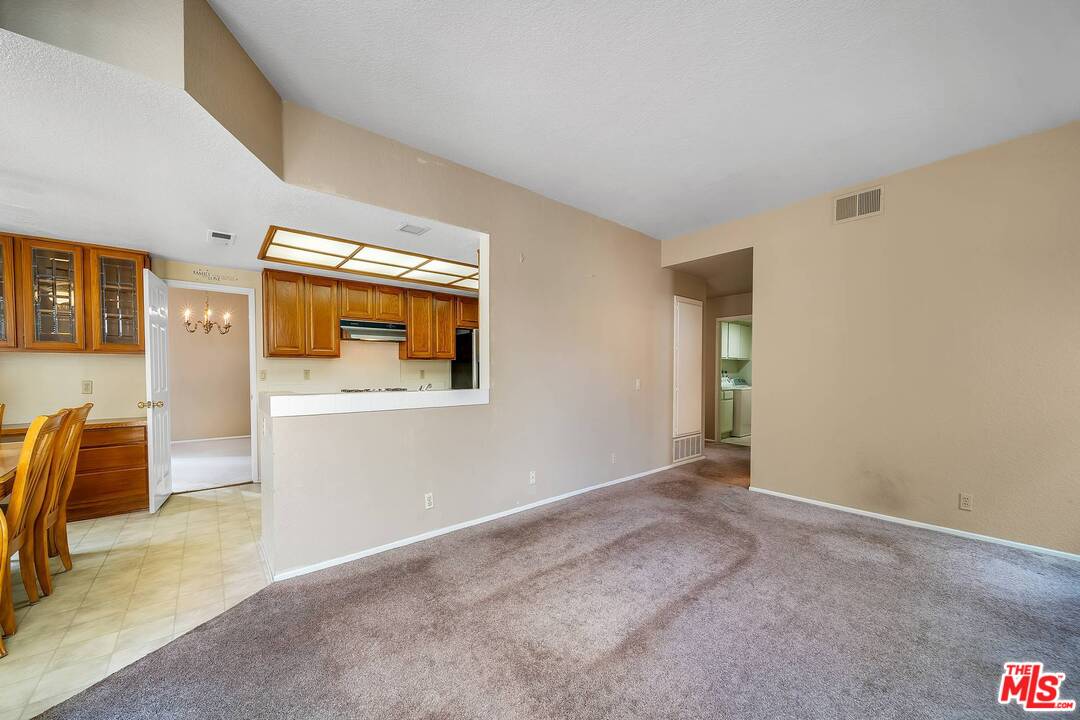 7706 West 80th Street Playa del Rey, CA 90293 - Photo 10 of 30 Gallery Image 10