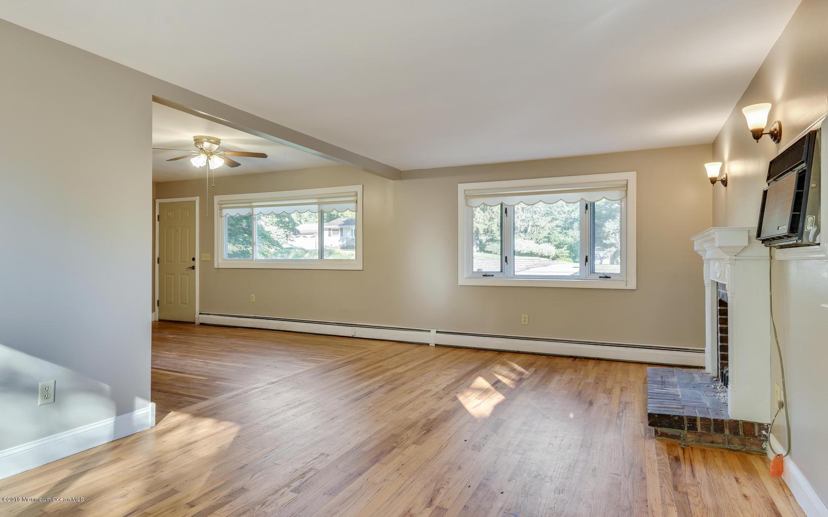 1247 Aldrich Road Jackson, NJ 08527 - Photo 14 of 33 13