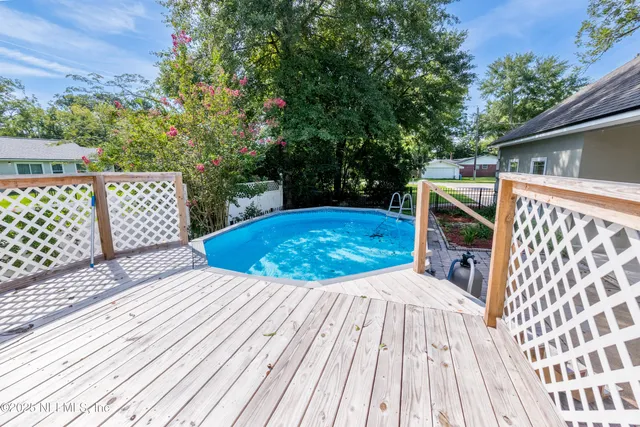 $468,000 | 10215 North Glen Avenue, Glen St. Mary, FL 32040