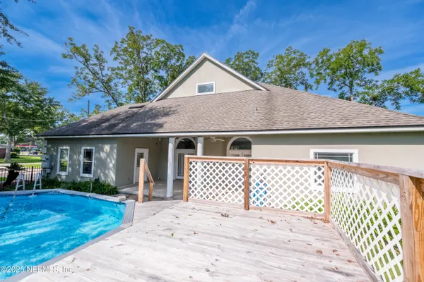 $439,000 | 10215 North Glen Avenue, Glen St. Mary, FL 32040