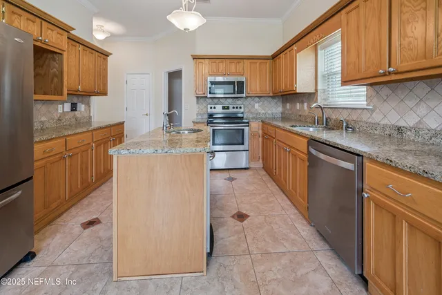 $468,000 | 10215 North Glen Avenue, Glen St. Mary, FL 32040