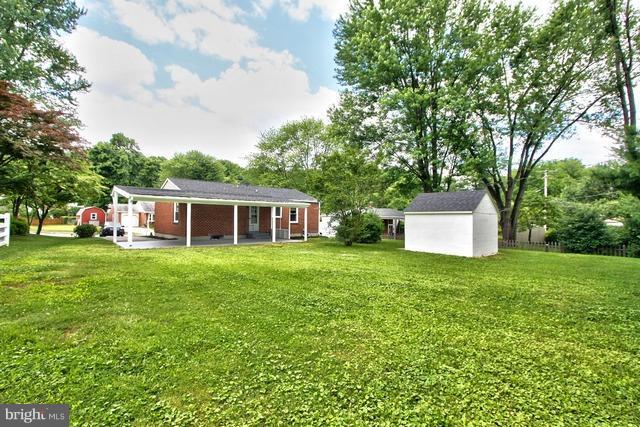 811 Ivydale Road Reisterstown, MD 21136 - Photo 19 of 25 Exterior (Rear)