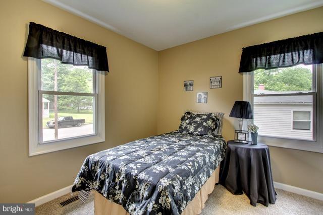 811 Ivydale Road Reisterstown, MD 21136 - Photo 6 of 25 Bedroom