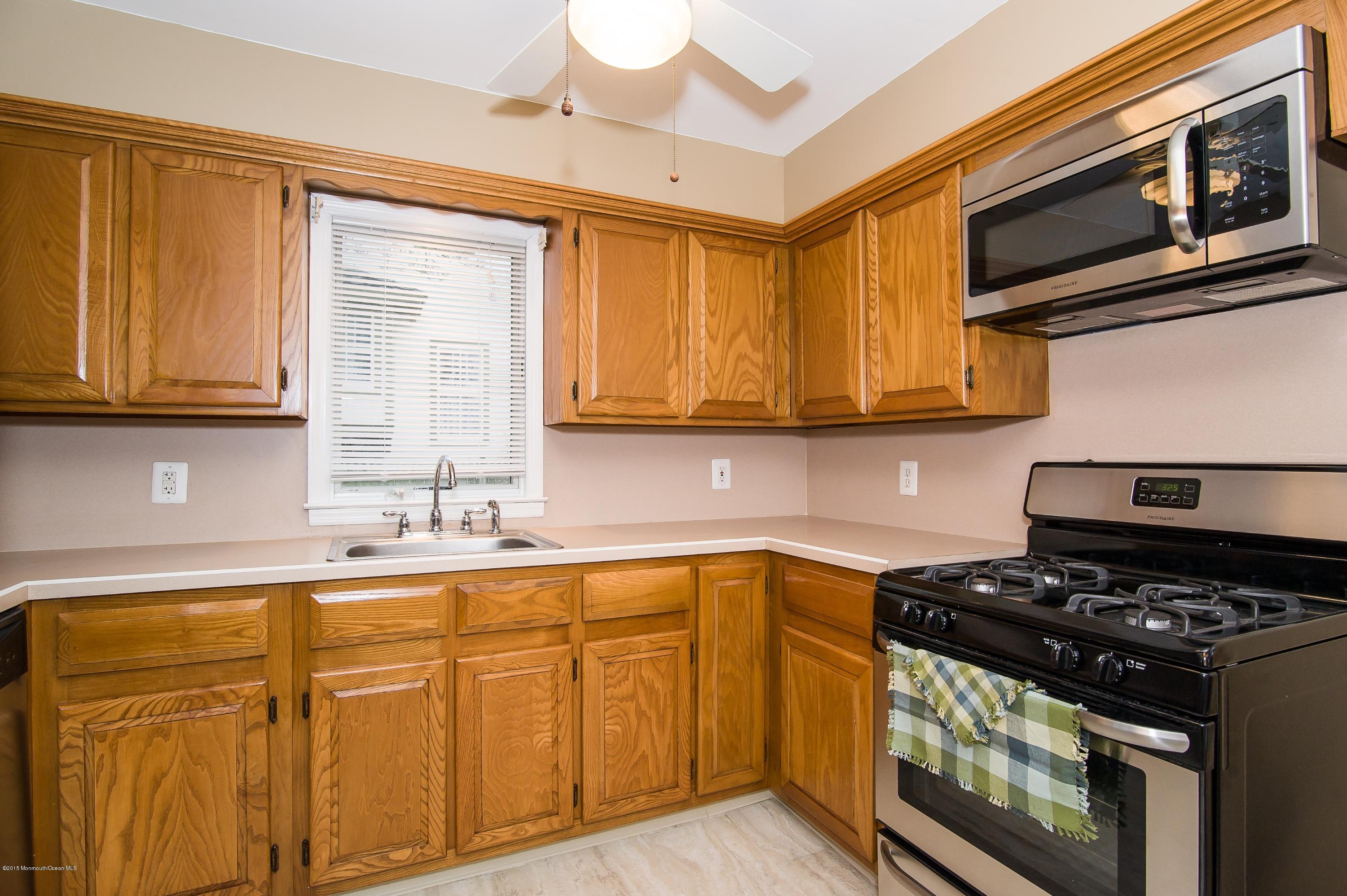 74 Atlantic Street Keyport, NJ 07735 - Photo 14 of 33 Kitchen