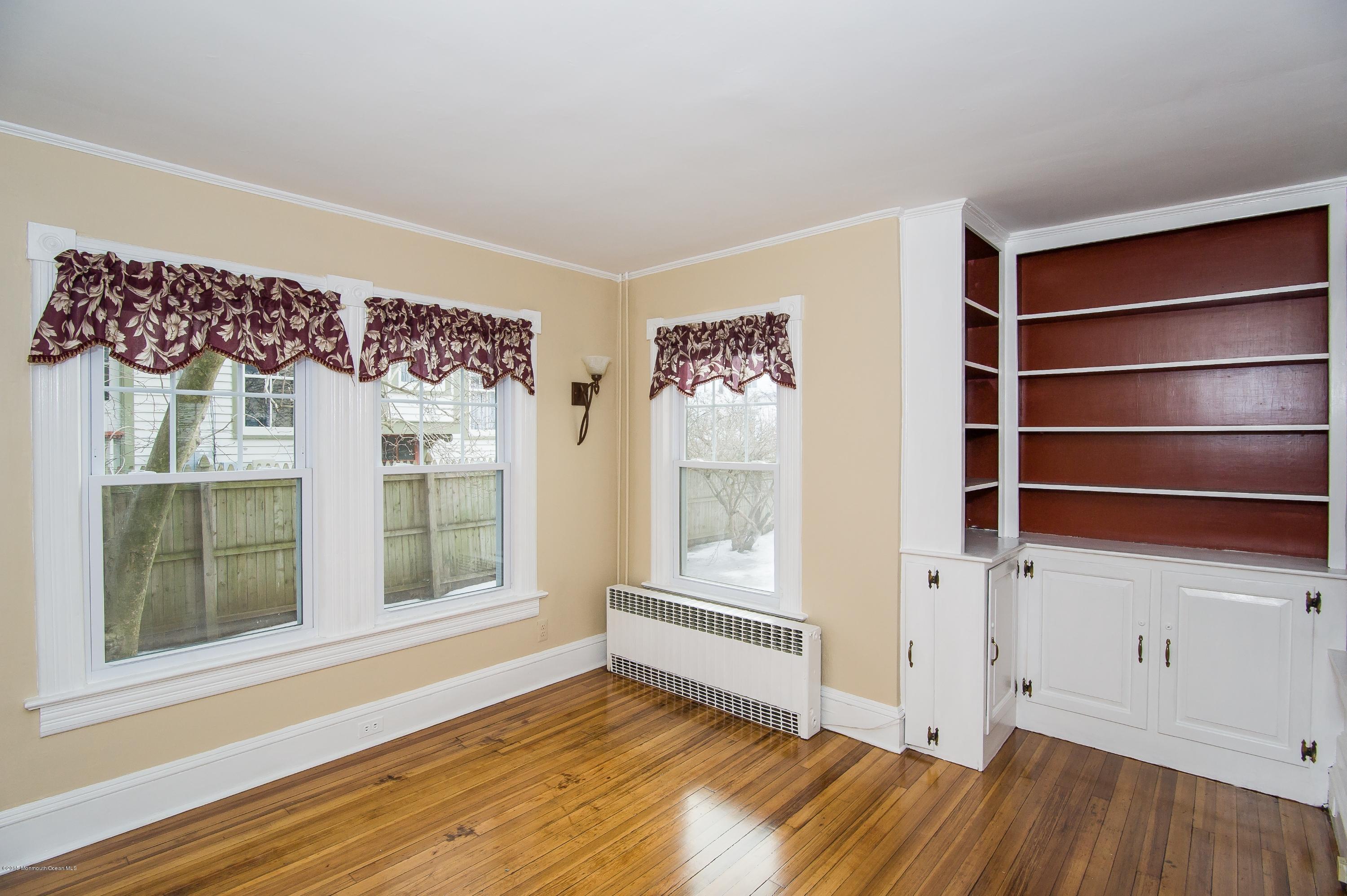 74 Atlantic Street Keyport, NJ 07735 - Photo 20 of 33 Den