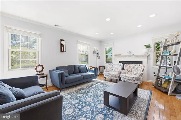 $644,900 | 20 Fair Acres Court, Princeton, NJ 08540