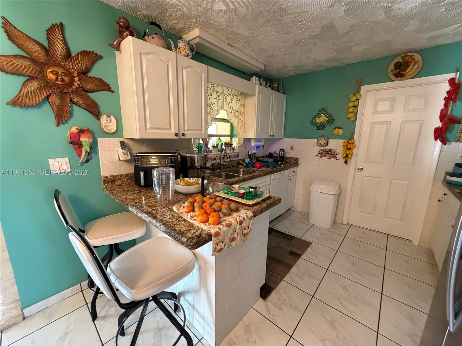 13050 Southwest 261st Terrace Homestead, FL 33032 - Photo 21 of 32
