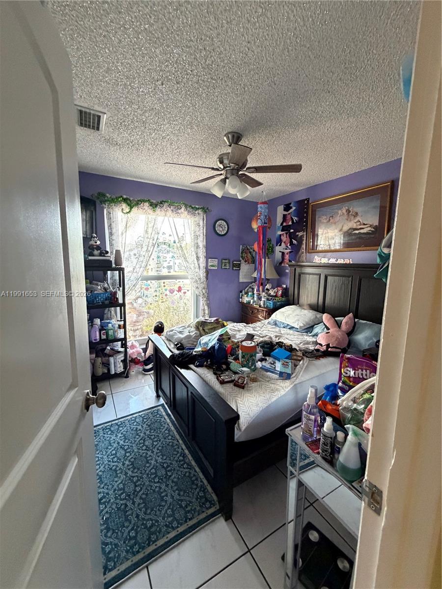 13050 Southwest 261st Terrace Homestead, FL 33032 - Photo 26 of 32