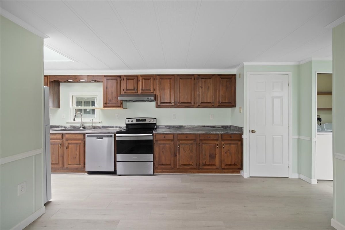 10 Patriot Road Taunton, MA 02780 - Photo 12 of 32 Gallery Image 12