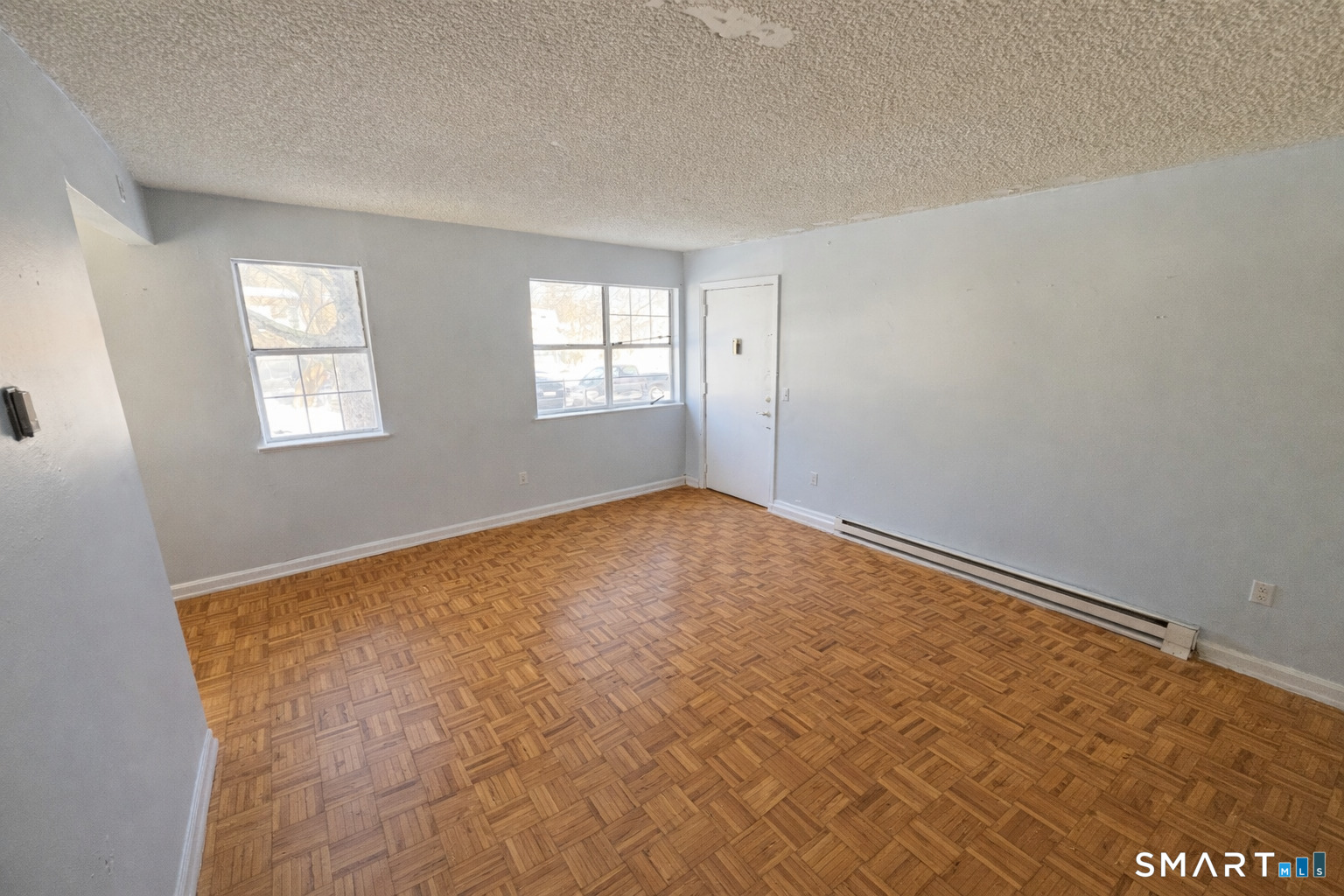 44 Abcd Angel Drive Waterbury, CT 06708 - Photo 7 of 20 an empty room with windows