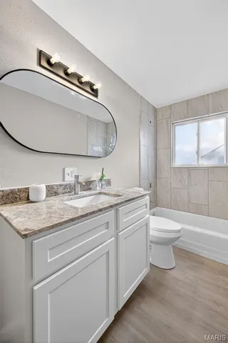 $215,000 | 390 Downing Avenue, Florissant, MO 63031