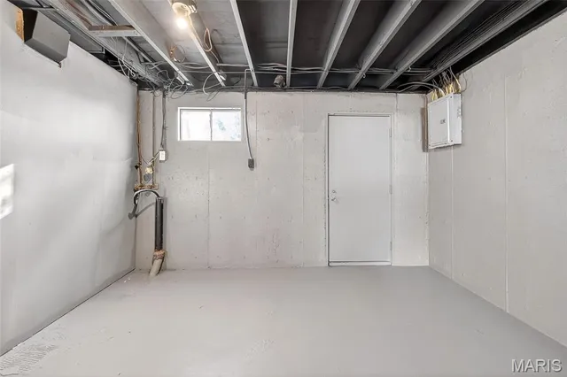 $215,000 | 390 Downing Avenue, Florissant, MO 63031