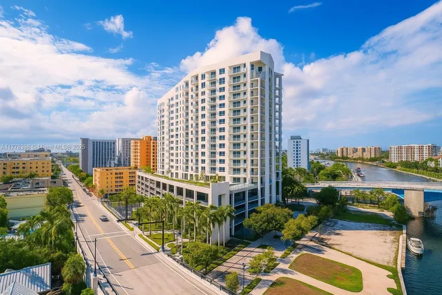 $2,900 | 10 Southwest South River Drive, Unit 1202, Miami, FL 33130