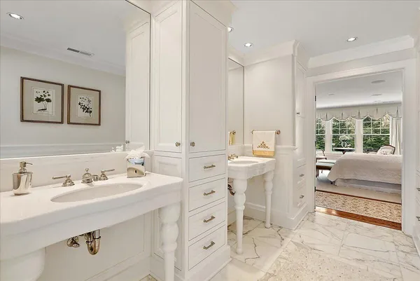 $1,295,000 | 3277 Estates Drive, St. Joseph, MI 49085