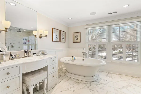 $1,295,000 | 3277 Estates Drive, St. Joseph, MI 49085