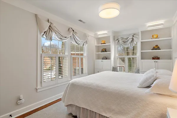 $1,295,000 | 3277 Estates Drive, St. Joseph, MI 49085