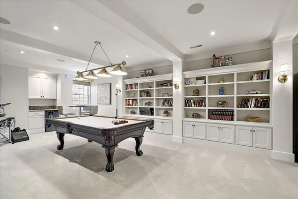 $1,295,000 | 3277 Estates Drive, St. Joseph, MI 49085