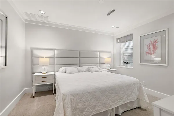 $1,295,000 | 3277 Estates Drive, St. Joseph, MI 49085