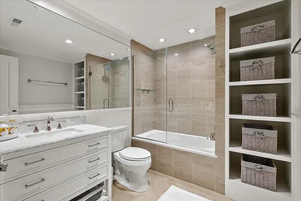 $1,295,000 | 3277 Estates Drive, St. Joseph, MI 49085