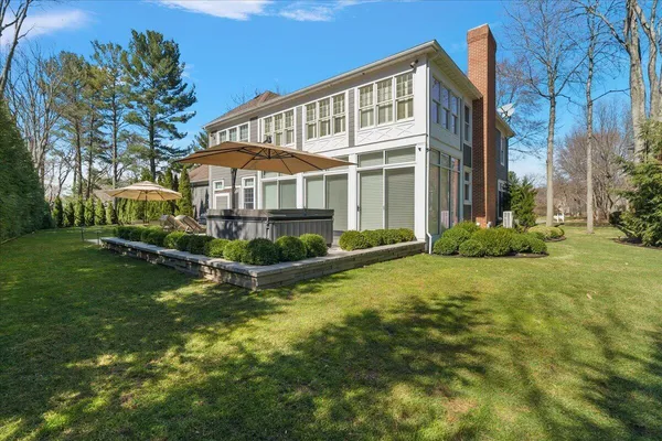 $1,295,000 | 3277 Estates Drive, St. Joseph, MI 49085
